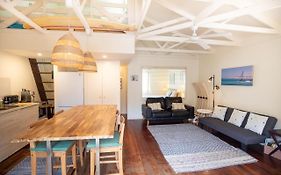 The Dunes + 100M To Beach + Pool + Exceptional Location